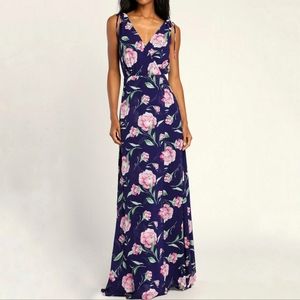 NWT Lulus Romantic Possibilities Navy Floral Print Maxi Dress, Size XS